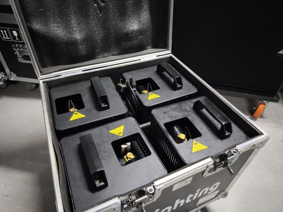 Vendo 4 máquinas de fogo com case - usadas 1 vez