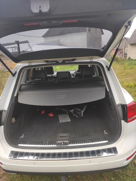 Штора полка багажника VW Volkswagen Touareg Taureg NF Fl Таурек нф фл