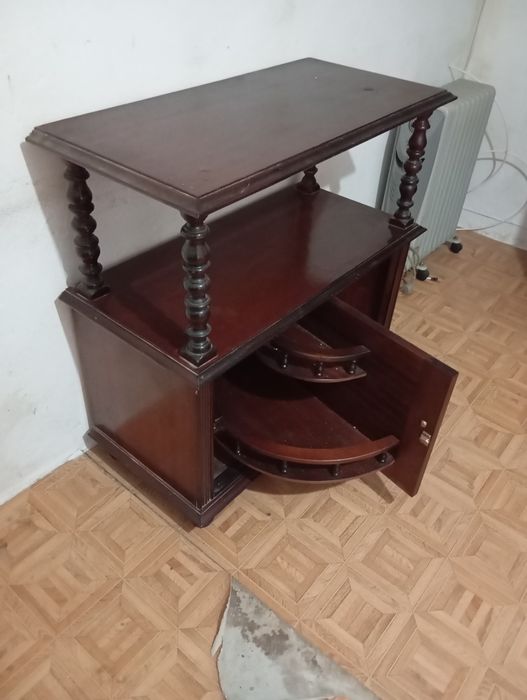 Mesa de TV e outros