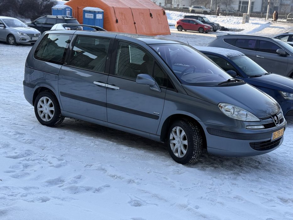 Peugeot 807 TDI 2.0  хороша комплектація
