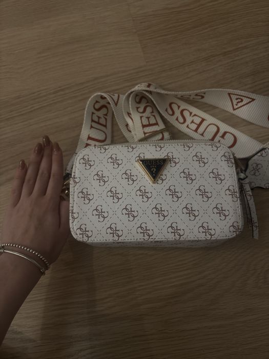 Сумка Guess з ланцюгом , жіноча