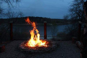 Domek letniskowy 4osobowy zejście nad jezioro, basen