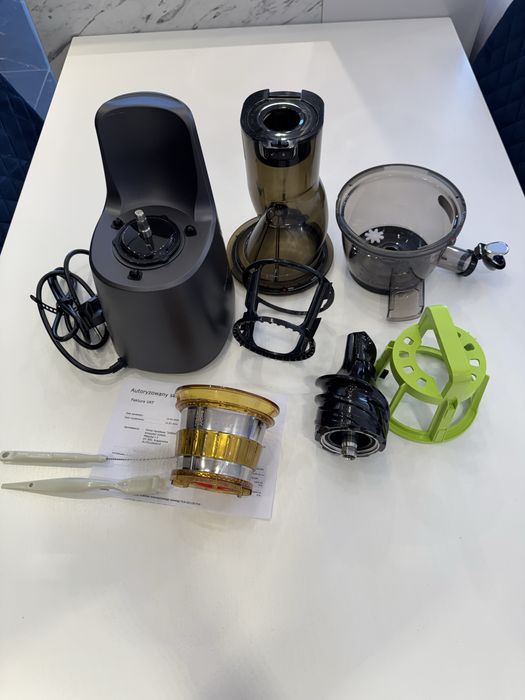 Wyciskarka wolnoobrotowa KUVINGS D9900