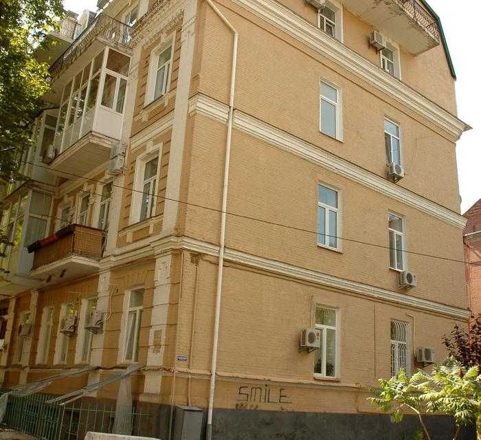 Ярославів Вал 21-Г  Центр Золоті Ворота Простора (229 кв м)