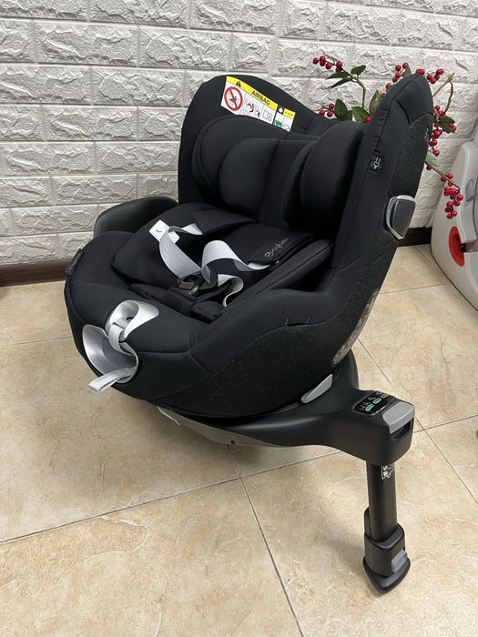 Автокрісло Cybex Sirona Z2 i-Size 360 Група 0/+1 (0-18 кг) сайбекс