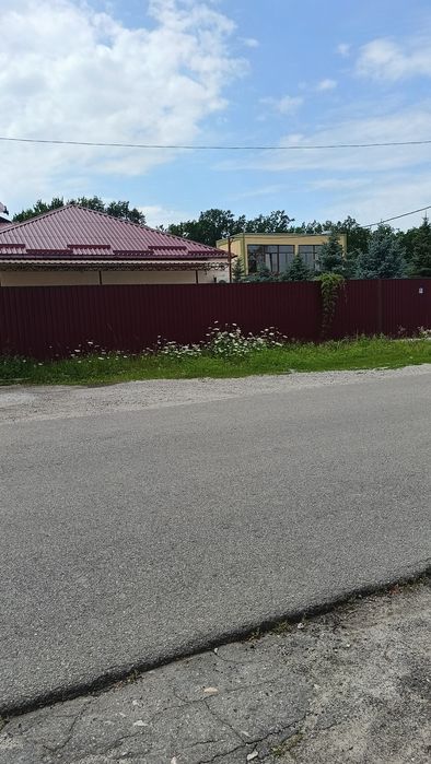 V Продам нежитловий комплекс в   пгт Високий