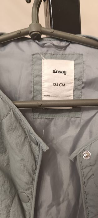 Продаю курточку sinsay 134 см