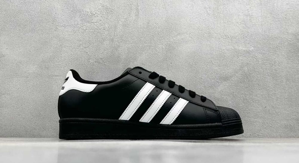Nowe-adidas Superstar XLG Black White R.41