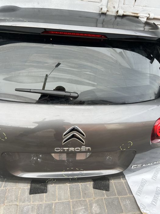 Citroen c5 aircross кришка багажиіка кляпа.