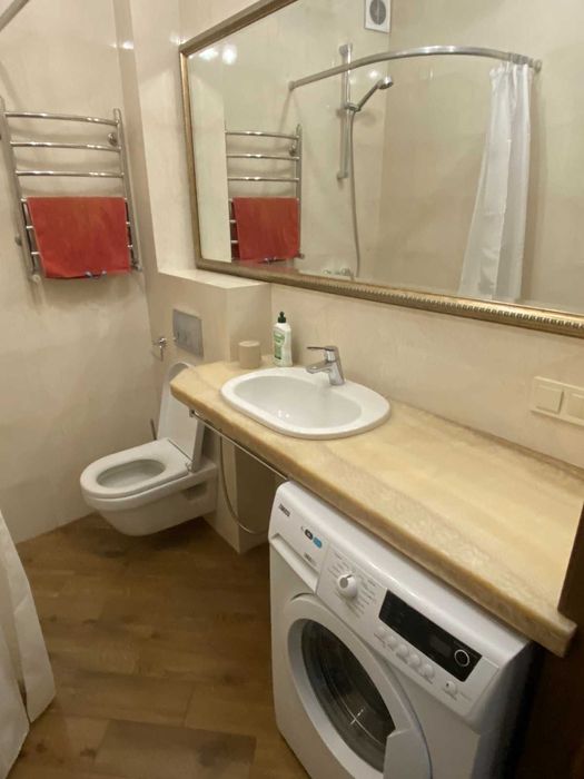 Здається 1-х кімнатна квартира по вулиці Пекарська (центр)