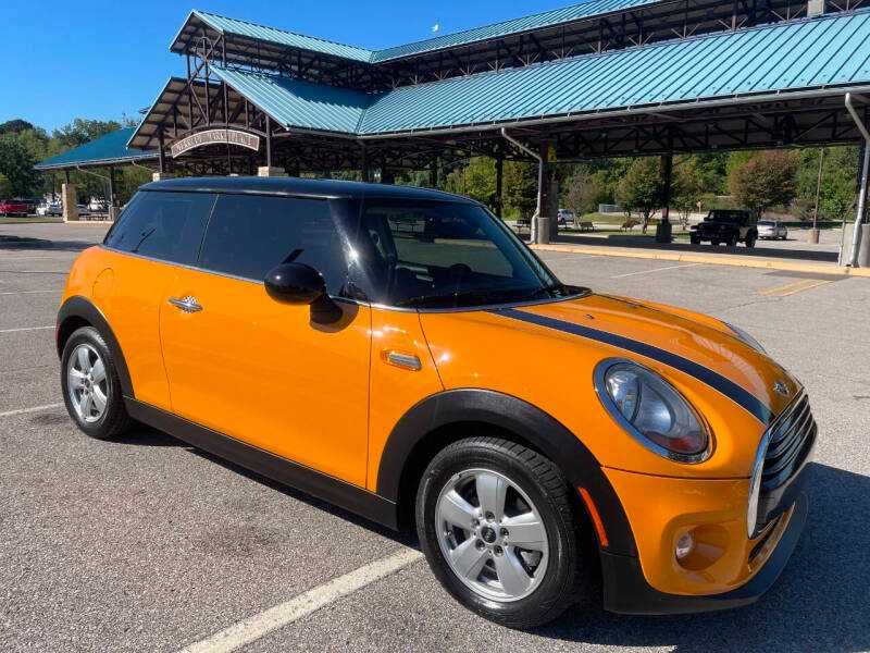 2017 MINI Cooper Hardtop 2 Door