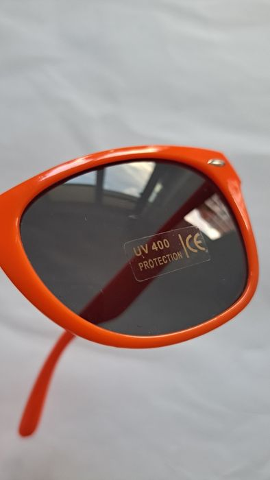 Czerwone okulary przeciwsłoneczne UV400, unisex nowe,