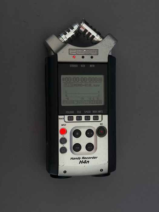 ZOOM H4n Handy Recorder