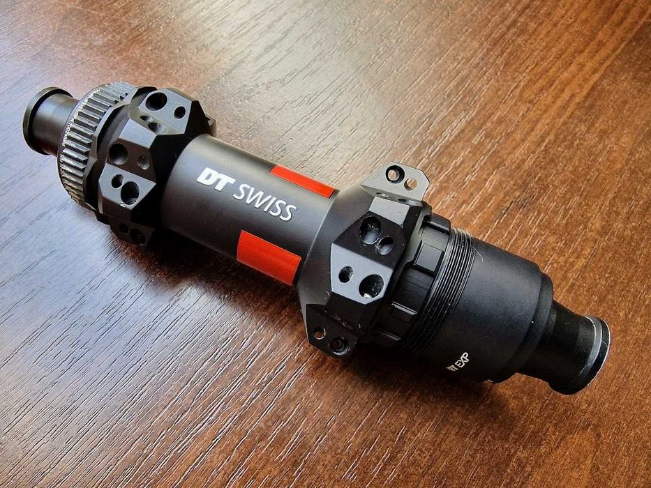 Piasta DT Swiss 240 Ratchet EXP SRAM XD 28H (BOOST)