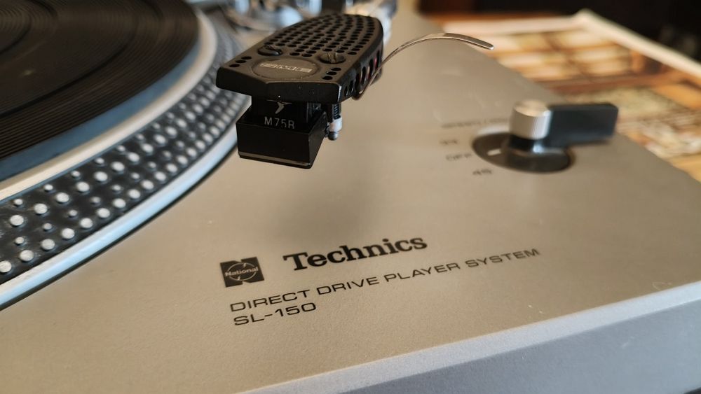 Gira discos Technics sl150 com braço SME
