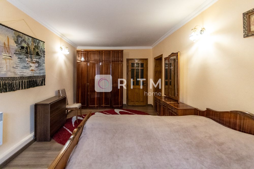 Продаж будинку Особняк Івано-Франківськ по вул.Коновальця