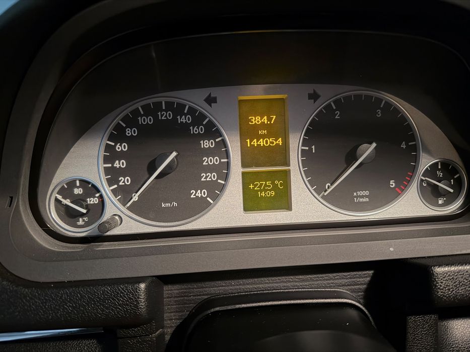 Vendo Mercedes B 180 CDI