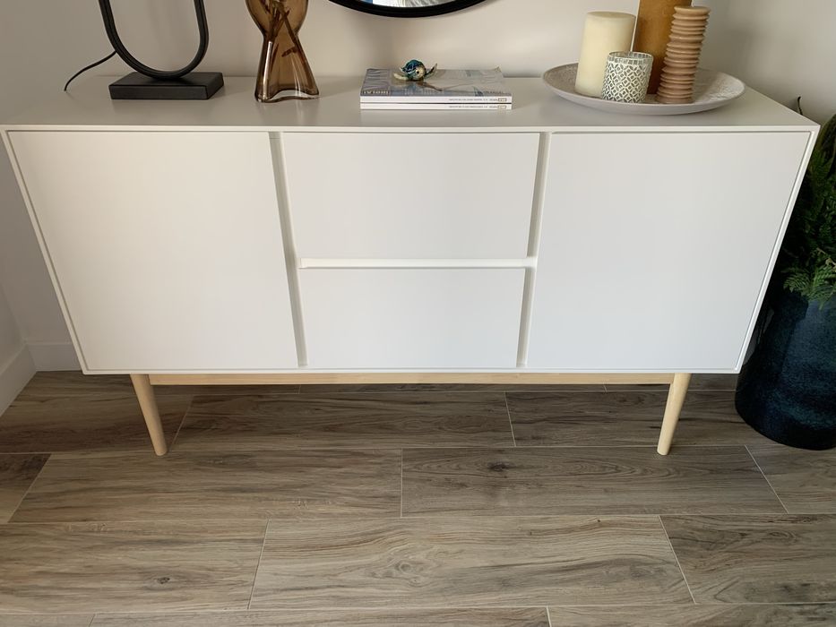 Aparador Branco e Madeira