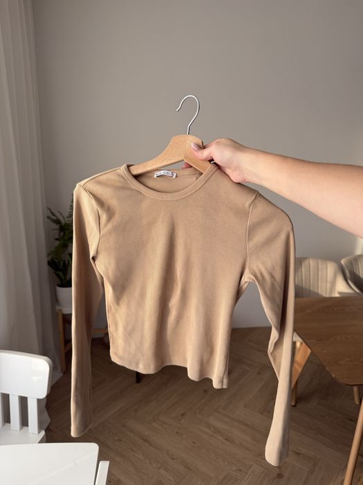 Bezowy top nluzka Bershka S