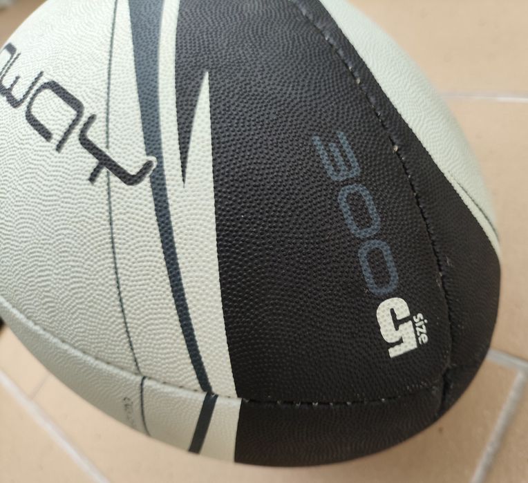Bola Rugby (size 5)