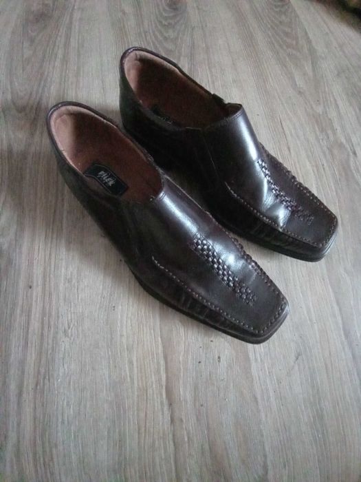 Buty męskie wizytowe rozmiar 39 super stan jak na zdjęciach...