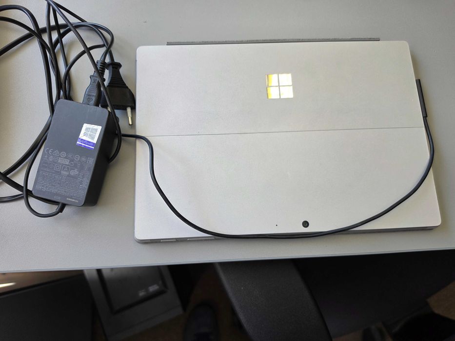 Microsoft Surface Pro 7