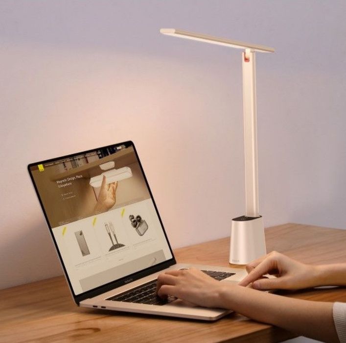 Настольная лампа с аккумулятором Baseus
