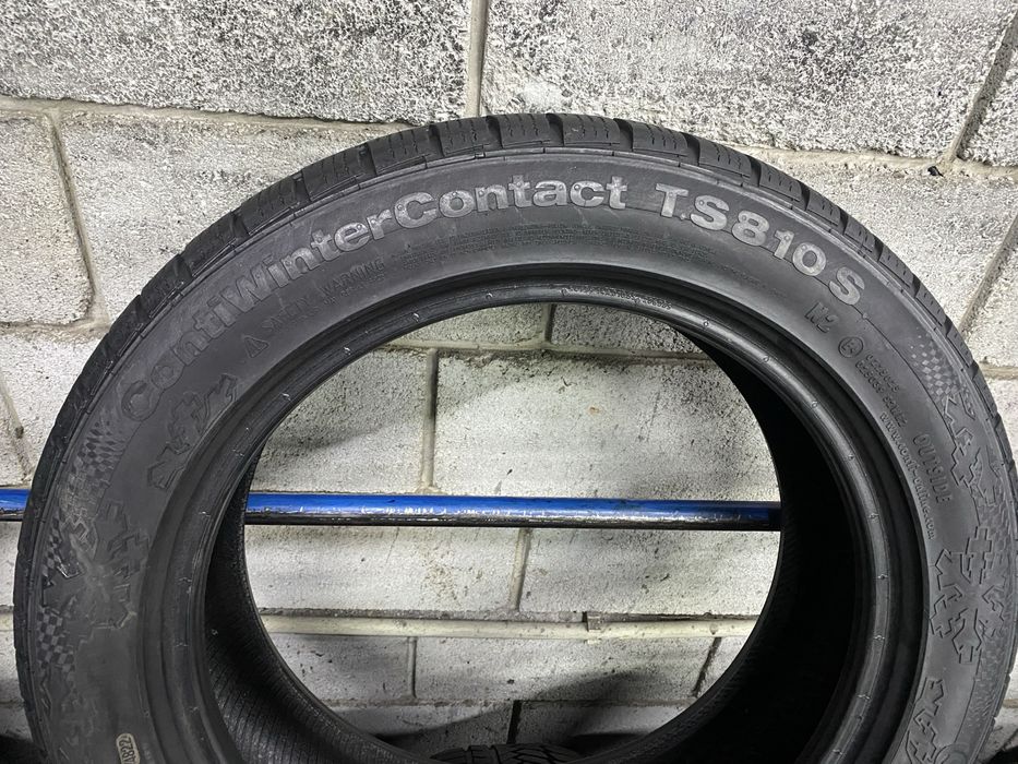 Зимові шини 205/55 R17 (95V) CONTINENTAL