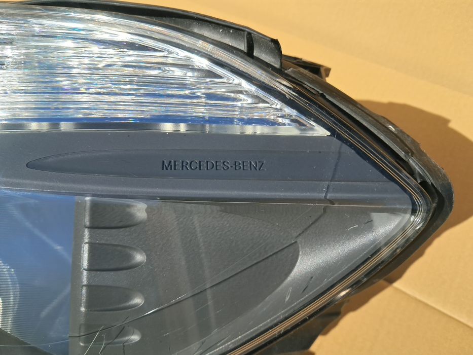Farol esquerdo Mercedes classe A (W176)