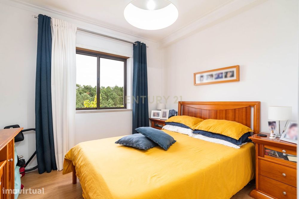 Apartamento T3 Com Garagem | Urbanização Ar E Sol - Coimbra
