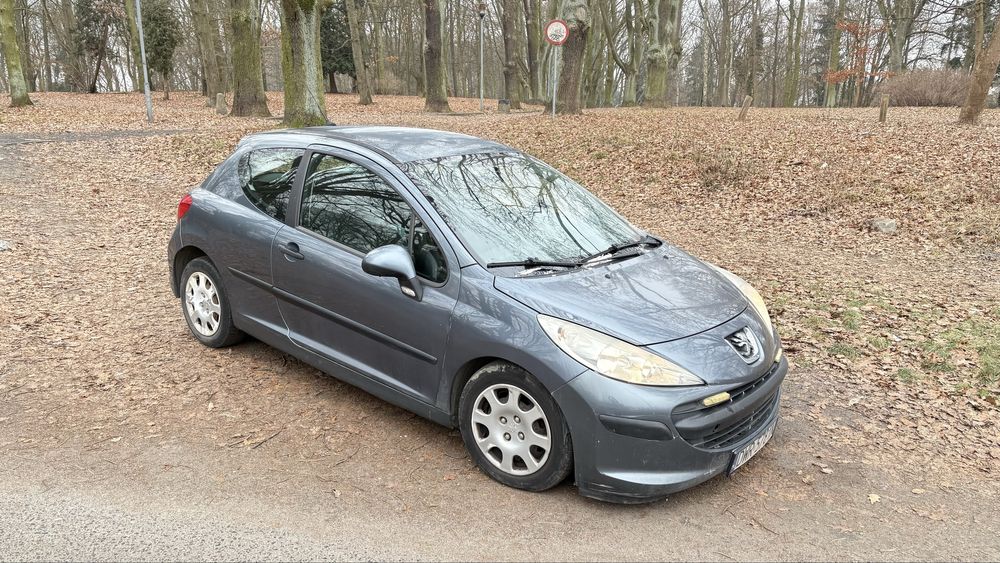 Peugeot 207 1.6 hdi spalanie 5 l