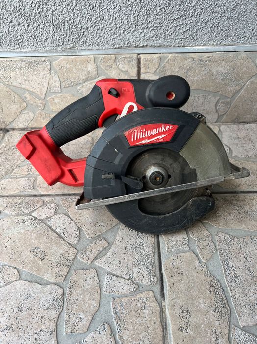 Pilarka do metalu piła Milwaukee M18 FMCS 18V