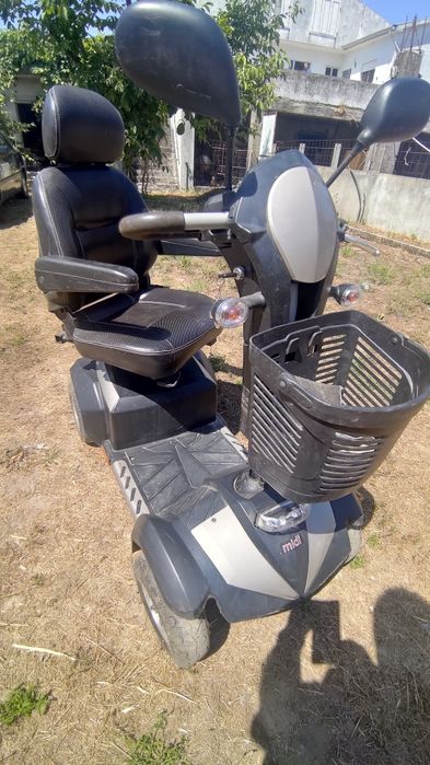 Scooter Midi Elétrica Mobilidade Reduzida