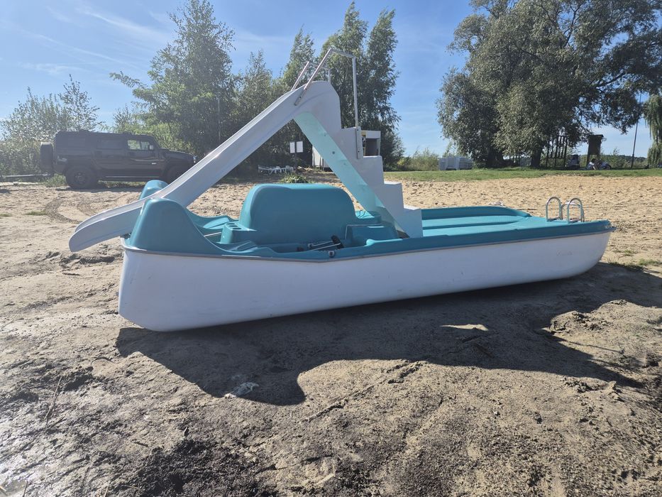 Rower wodny platforma ze zjeżdżalnią  6cio osobowy Producent