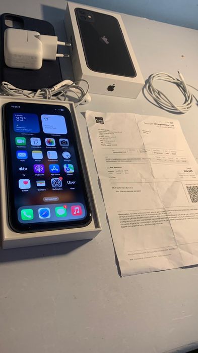 iPhone 11 64g com garantia