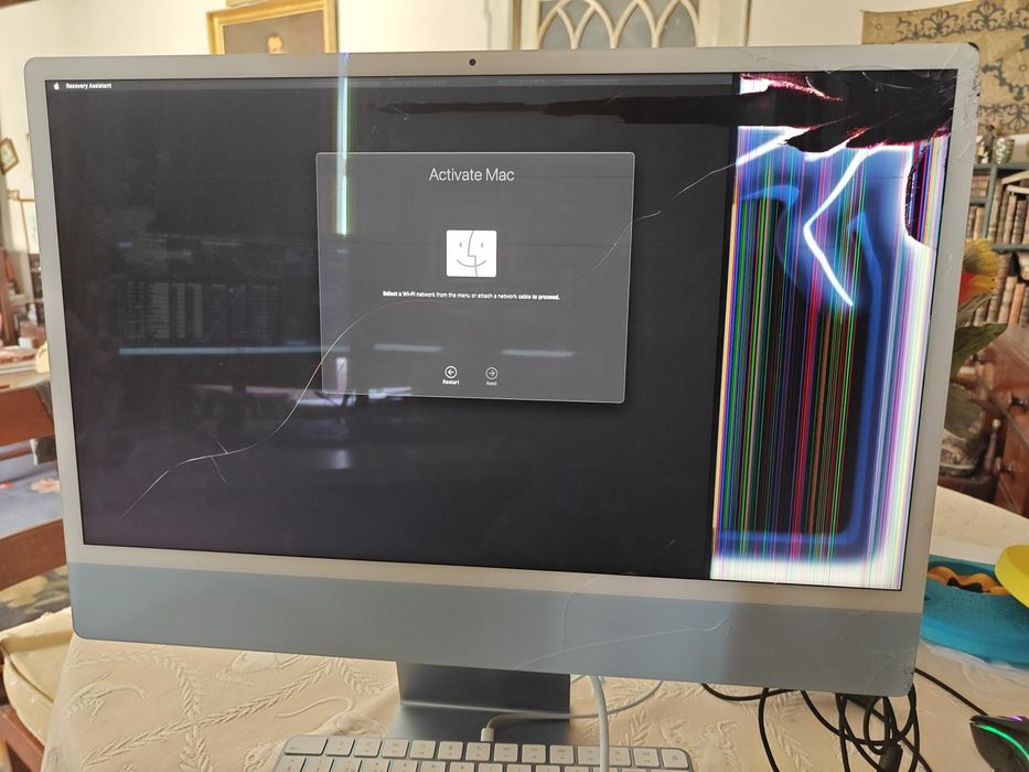 iMac 24" M1 2021 — 8GB RAM — 256GB SSD — Azul