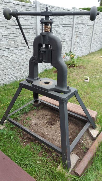 Prasa ręczna balansowa