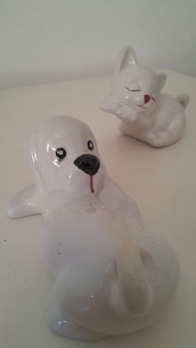 Figuras vintage - cão e gato.