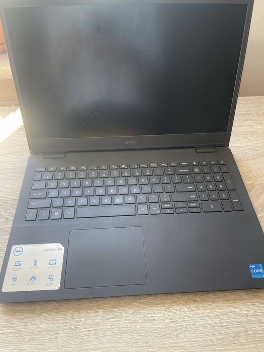 Laptop nowy Dell Inspiron 3501 i5-1135G7/8GB/512/Win10