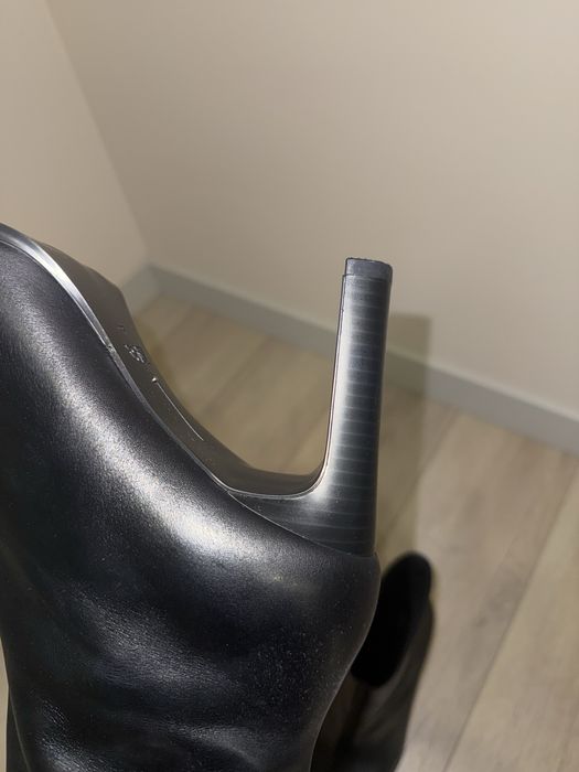 Черевики на підборах Zara