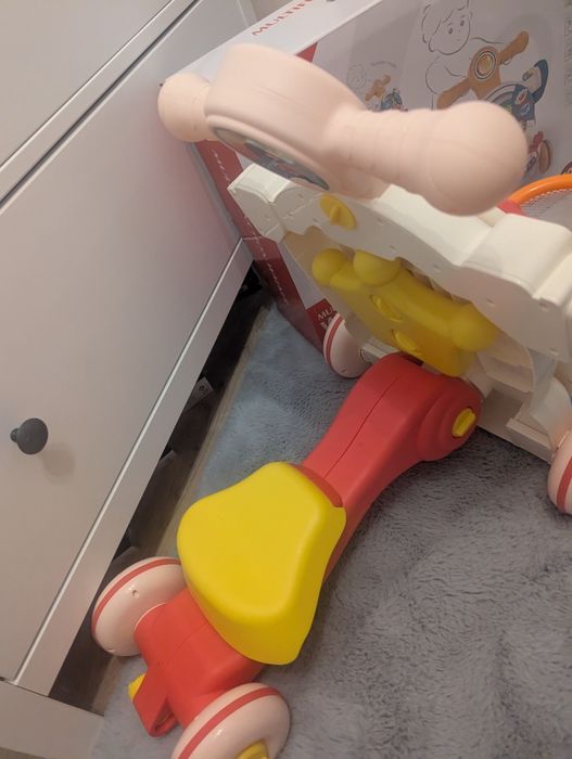 Zabawka 4w1 pchacz, jeździk, rowerek i stolik