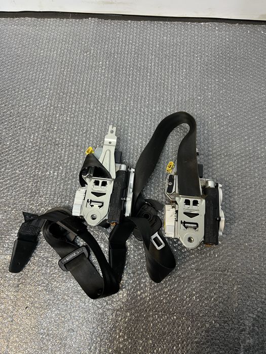 Паски безпеки ремні безпеки Touareg 7P Touareg NF