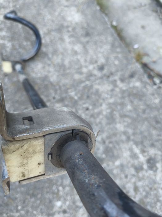 Стабілізатор Renault Captur 546113546R