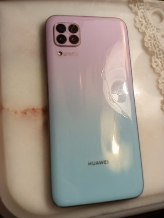 Vendo Huawei P40 Lite 128GB, totalmente funcional e em muito bom estad