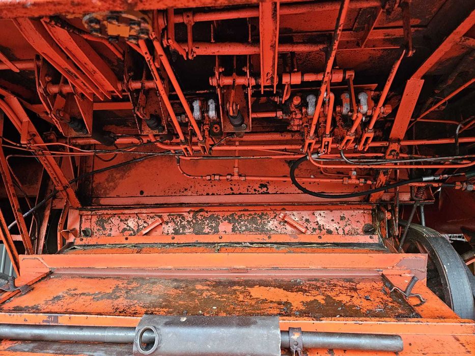 Sprzedam kombajn Bizon Rekord ZO58