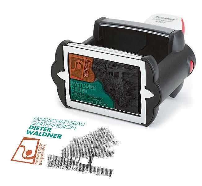 Штамп с лого на стаканчики, пакеты, коробки, мешки, ткани.