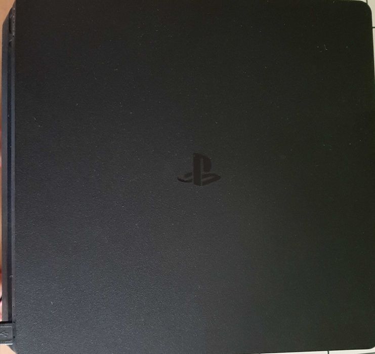 PS4 em ótimo estado