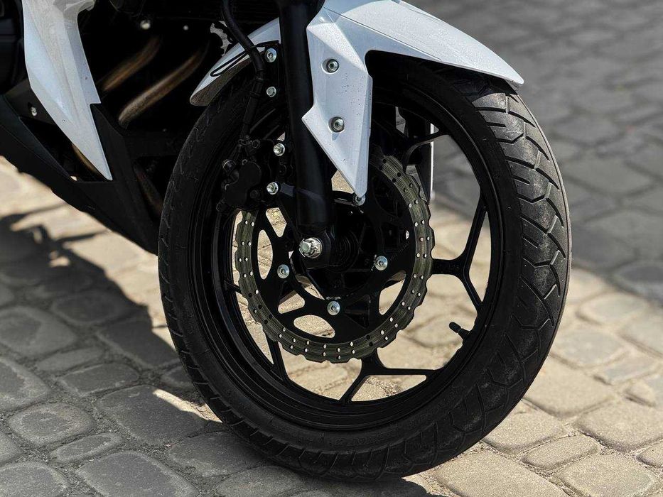 Мотоцикл Kawasaki z250 2013
