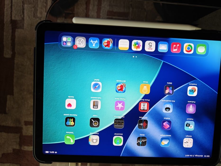 iPad Air 2020, 64 gb ,10,9" com pen e capa