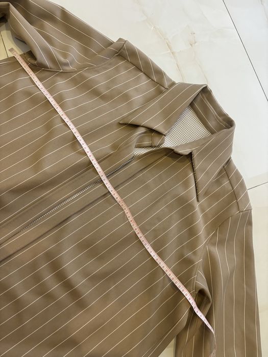 Костюм з шортами та піджаком S